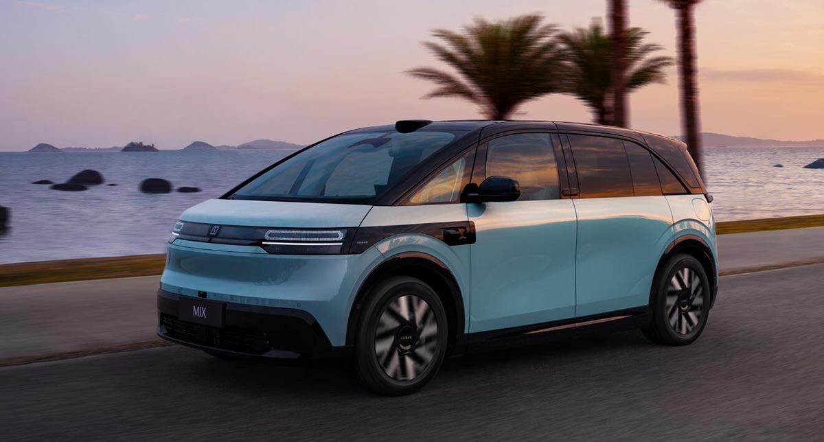Популярный премиальный бренд Geely представил минивэн Zeekr Mix